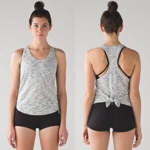 LULULEMON Salute the Sun Light Gray Racerback Tank Top w Vented Back